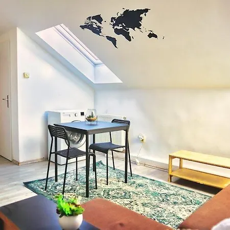 C Private In Center In *