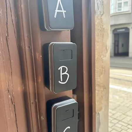 Appartamento C Private In Center In *